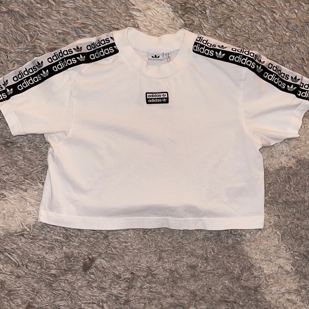 cropped adidas shirt